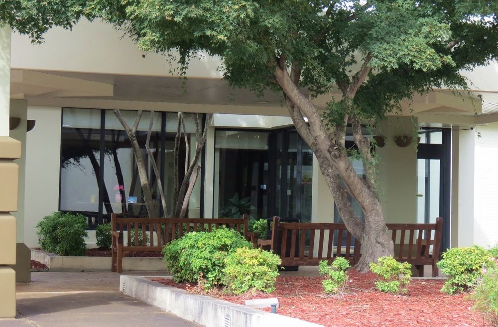 Days Inn By Wyndham Montgomery Near Aum Exterior foto